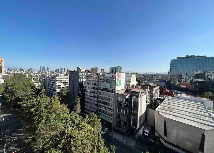 Posh Polanco Tvs And Desks In Each Holiday home Mexico City