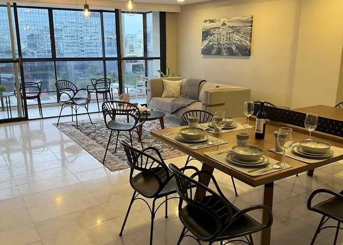 Posh Polanco Tvs And Desks In Each Holiday home
