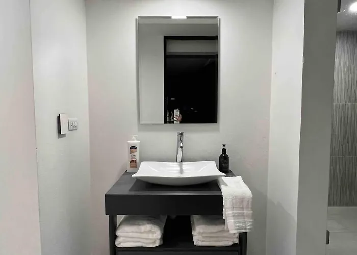 Posh Polanco Tvs And Desks In Each Holiday home Mexico City