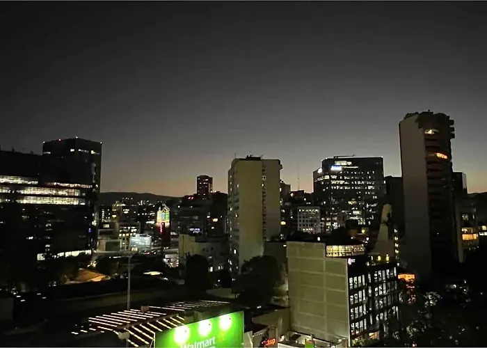 Posh Polanco Tvs And Desks In Each Holiday home